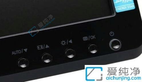 Win10���Բ�ȫ�����ߺڵ���ô���-win10���������кڱ�����ȫ��